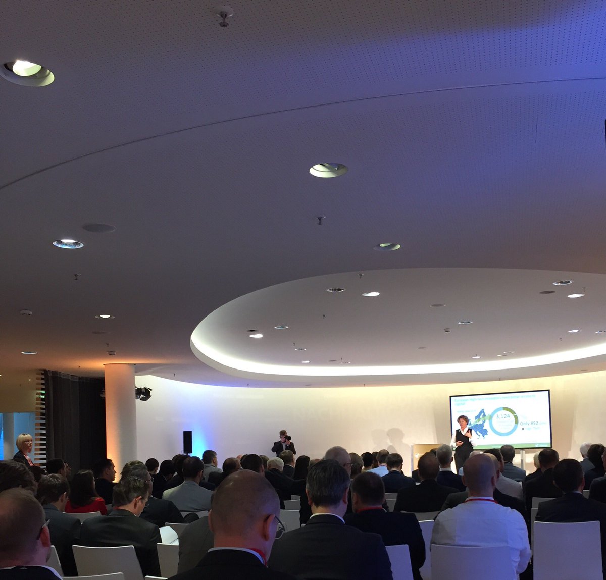 dan_vukovic's tweet photo. Pushing high-tech in Germany 🇩🇪 ... still a lot of catching up needed #htvd17 is a first good movement... 😊 https://t.co/8SNi99RiUb