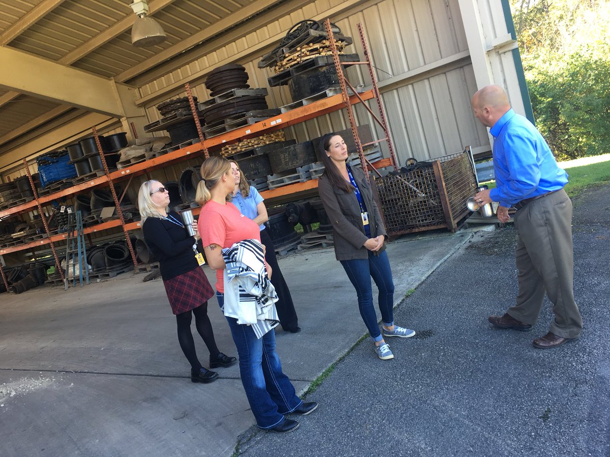 ceralemon's tweet photo. .@scsdoh team visiting city of Springfield service department to build partnerships that lead to youth jobs. @Sdmclaughlin @amydstacy https://t.co/q0ut4SlQmP