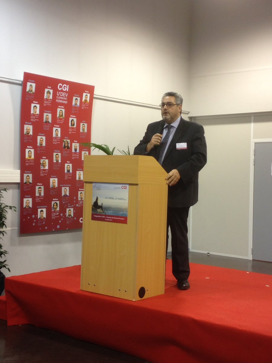 HDeboey's tweet photo. Olivier Bianchi Maire de Clermont Ferrand se félicite de l'ouverture de #UDev_CGI: l'alternance est idéale pour l'intégration dans l'emploi https://t.co/kxrzAZ6yaF