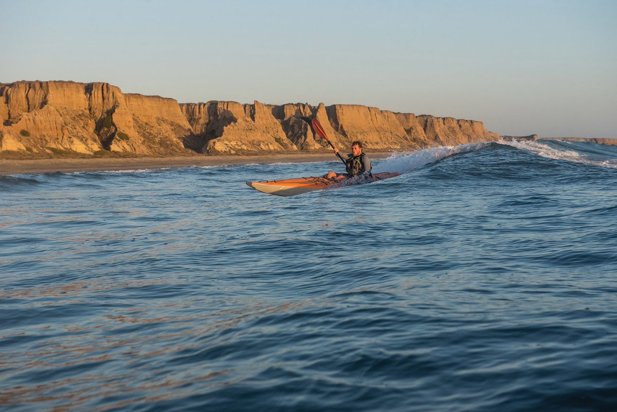 AEkayaks's tweet photo. The all-new all #dropstitch AirFusion EVO #kayak. Coming Spring 2018! #AdvancedElements #kayaking #getoutside https://t.co/4QV1iAvdcd