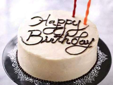 l_i_s_t_en's tweet photo. #HBD_Tehseen
Allah ap ko khusheya de 
@FatimaGull317 https://t.co/htMl0UlgfO