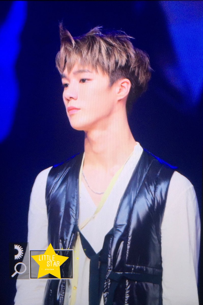 960501net_'s tweet photo. 171018 She's Mine 미리보show

#에이노 #Ayno #노윤호 #VAV #브이에이브이 #ShesMine #쉬즈마인  @VAV_official https://t.co/EDXJaEQ4TZ