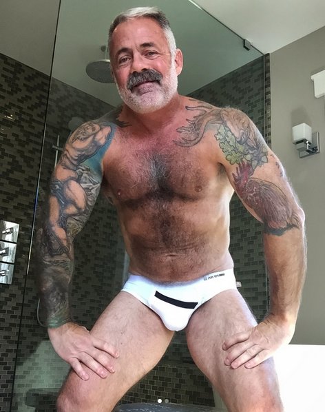 Men With Big Hairy Balls men-with-big-hairy-balls