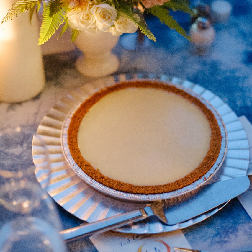SavviFormalWear's tweet photo. Ever thought of having wedding pies? https://t.co/QkkMkRydXV https://t.co/FjzUqNWCDd #pie #wedding #sweettooth #yum https://t.co/40fSsX3URg