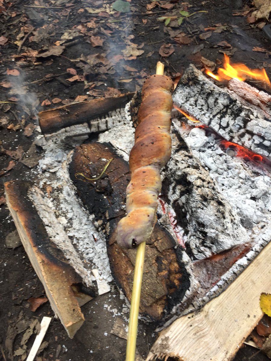 OutdoorGal's tweet photo. Good day in the woods cooking calzone pizza and sweet berry dampers on sticks over the fire #escapeoutside #outdoorliving #wildernesstherapy https://t.co/CqbX874HvP