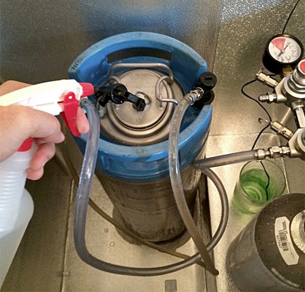 BeerDiariesTV's tweet photo. Do you know how to test your #keg system for leaks? https://t.co/BttmrWpNkK #homebrew #craftbeer https://t.co/O5VeqDvmAR