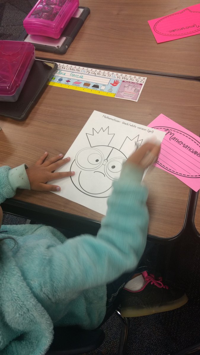 Jones2ndgrade's tweet photo. Making ourselves as mathematicians! "Mathematicians solve problems in their head." #mathfun #mathart #getcreative #OGPride #Tusd202Strong https://t.co/B11cqezJgg