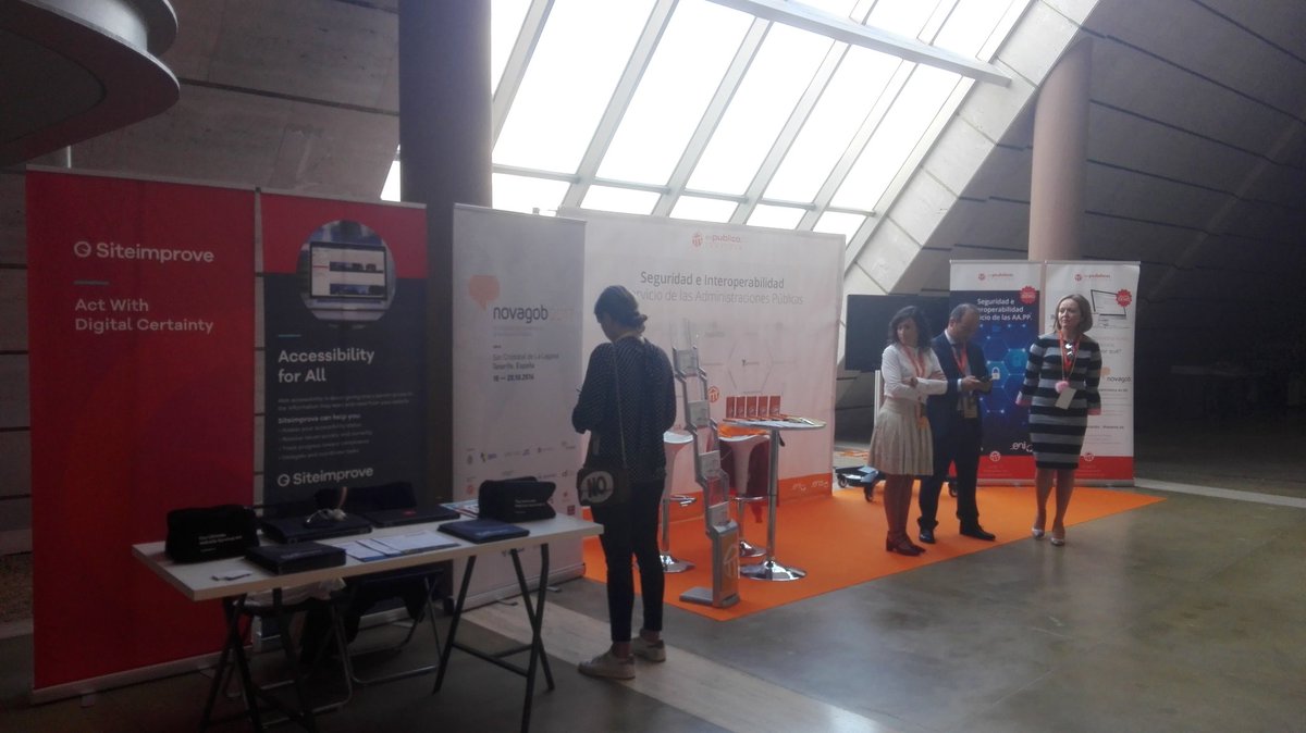 Aitor_Silvan's tweet photo. Muchas gracias a todos los patrocinadores que hacen posible #NovaGob2017 :) https://t.co/7v7I2lny3W