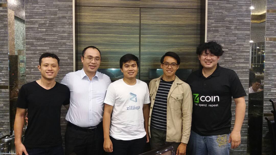 firoorg's tweet photo. Exploring collaboration opportunites with @KyberNetwork. Always good to connect with fellow blockchain projects $xzc $knc #decentralization https://t.co/QZbZXqB2IE