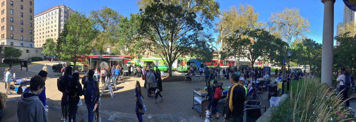 PittTweet's tweet photo. Happening now: International food trucks at the Union. 🥗🍱🌯 They’ll be here until 2:00pm. #PittIWeek #PittNow https://t.co/2ma8gsqAVm