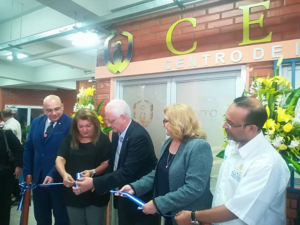 PresenciaUNAH's tweet photo. Inauguran Centro Tóxicológico #CENTOX @OPSOMS_Honduras https://t.co/i8qZBbLatV