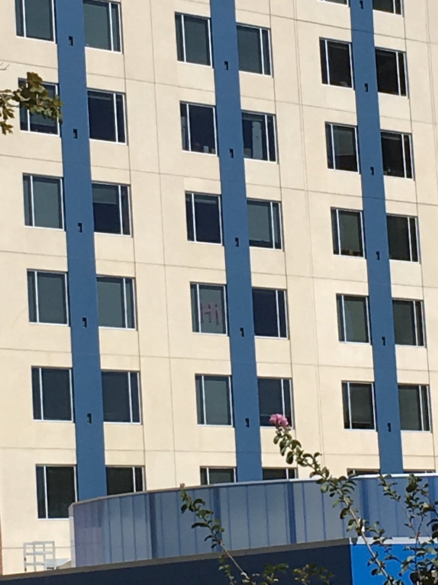 Brainetic107's tweet photo. Somebody left a nice little sticky note greet I spotted on my #gsutours hello to you too https://t.co/oxcwQsV2uJ