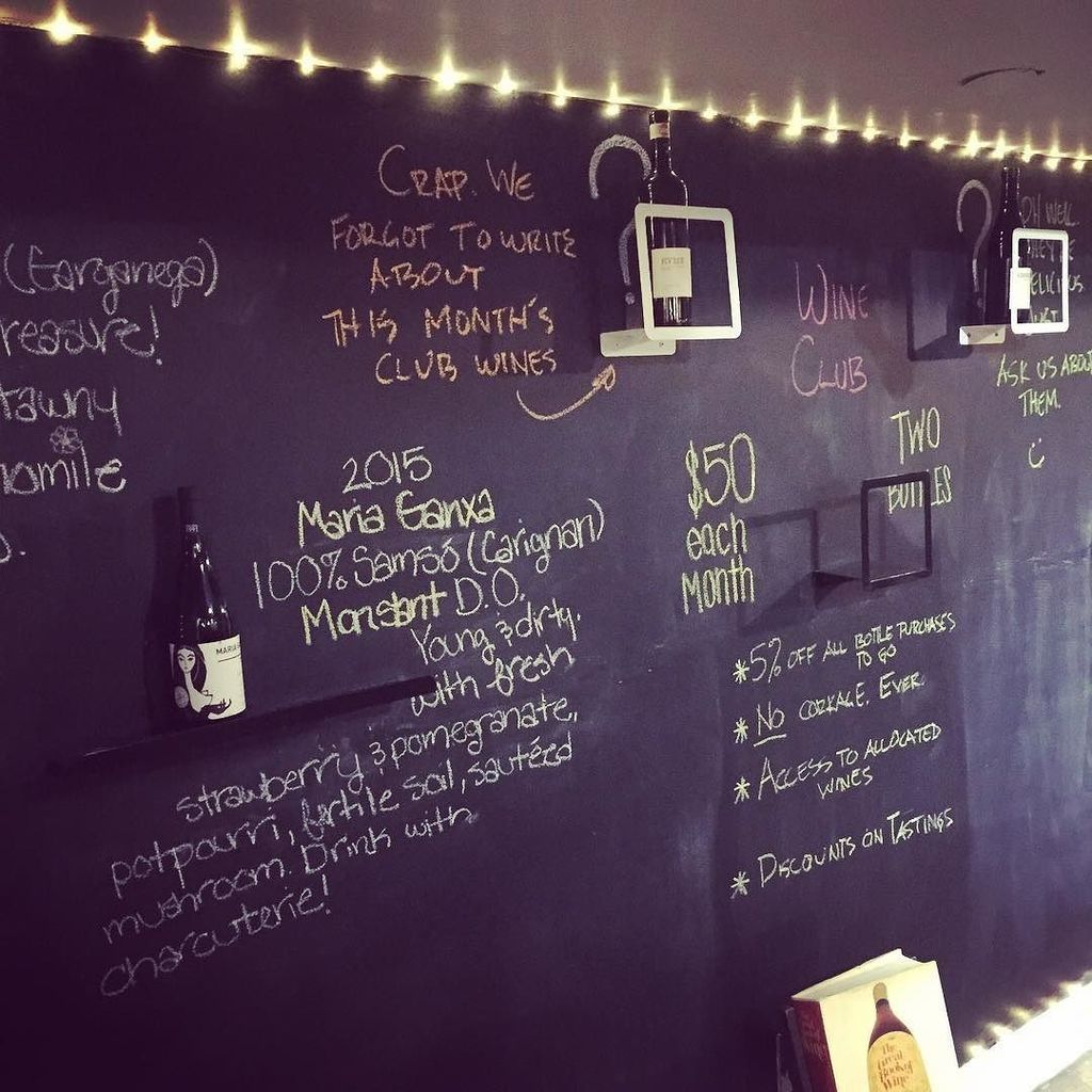 Wine clubbing at <a href="/vinocarta/">Vino Carta</a> #sandiego #aussie @pointormond <a href="/benhaineswine/">Ben Haines Wine</a> <a href="/bestswines/">Best's Great Western</a> <a href="/puntrdwines/">Punt Road Wines</a> #ausupclose #ao… ift.tt/2x4Pgpt