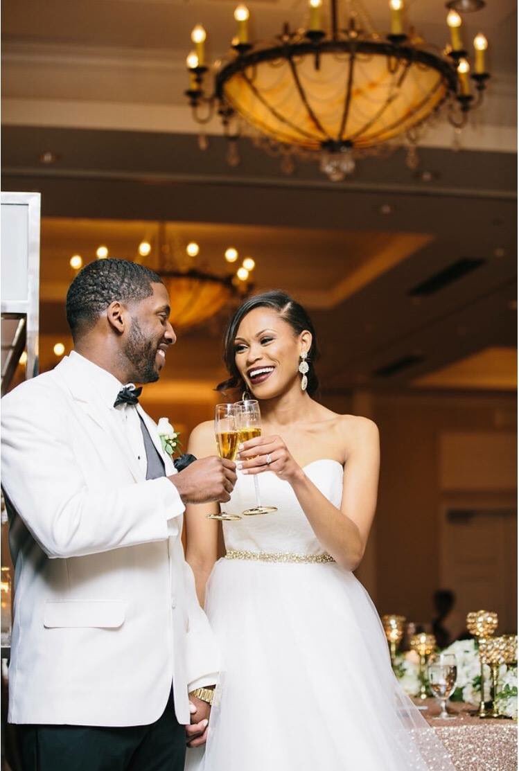 SEWPOK's tweet photo. Celebrate your happily ever after @SkirvinHiltonOK! #sewppros #skirvinhilton #skirvinhiltonwedding https://t.co/bIOoXepg6G