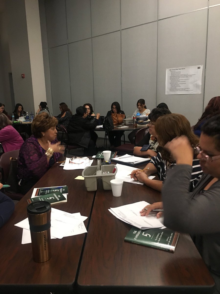 NellieUgarte's tweet photo. Head Start Superstars in action. #WeR19 #Fun5 #MentorApprentice https://t.co/QTn5LGUL9S