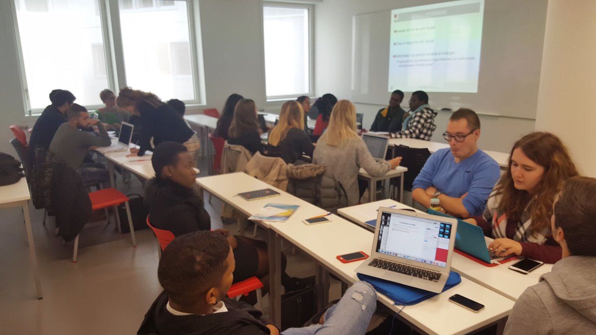CaissEpargneGEE's tweet photo. Nouvelle promotion pour les ateliers #bankinovlab avec 24 étudiants de l'@AllianceArtem motivés pour travailler sur la banque de demain https://t.co/A03Q3K6Zth