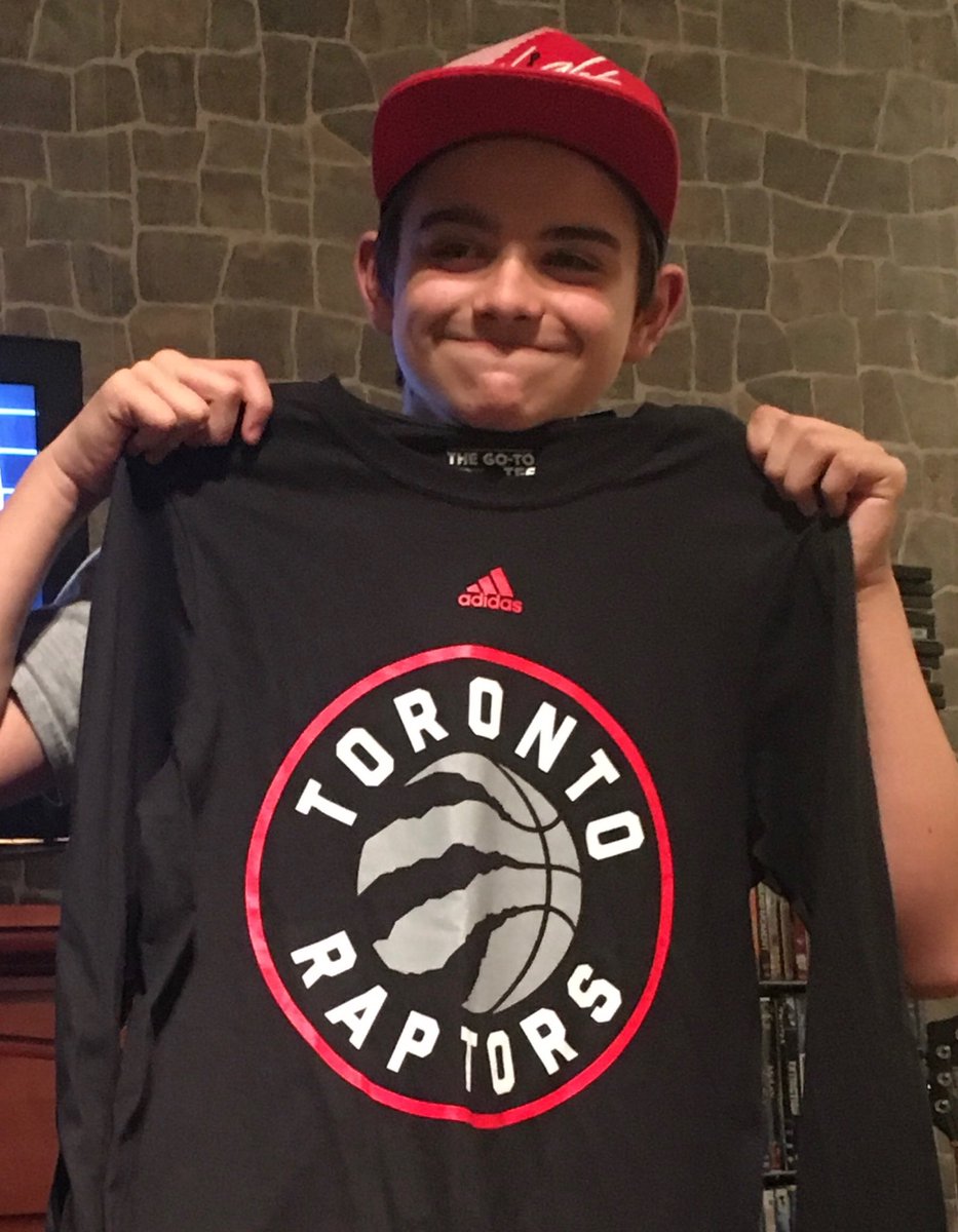 pamelaj795050's tweet photo. @BTtoronto Help make this little boys dream come true and send him to tomorrow's Raptors home opener #BTraps https://t.co/0dU1WsoNKG