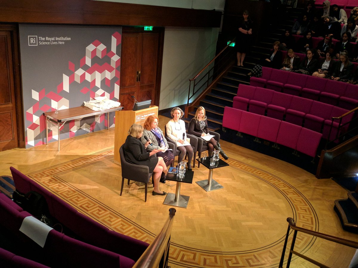 Rae_McClelland's tweet photo. #RiWiT17 as a #womanintech your ability to earn and grow is exponentially greater than other industries there are so many opportunities https://t.co/VRy4vsmR9o