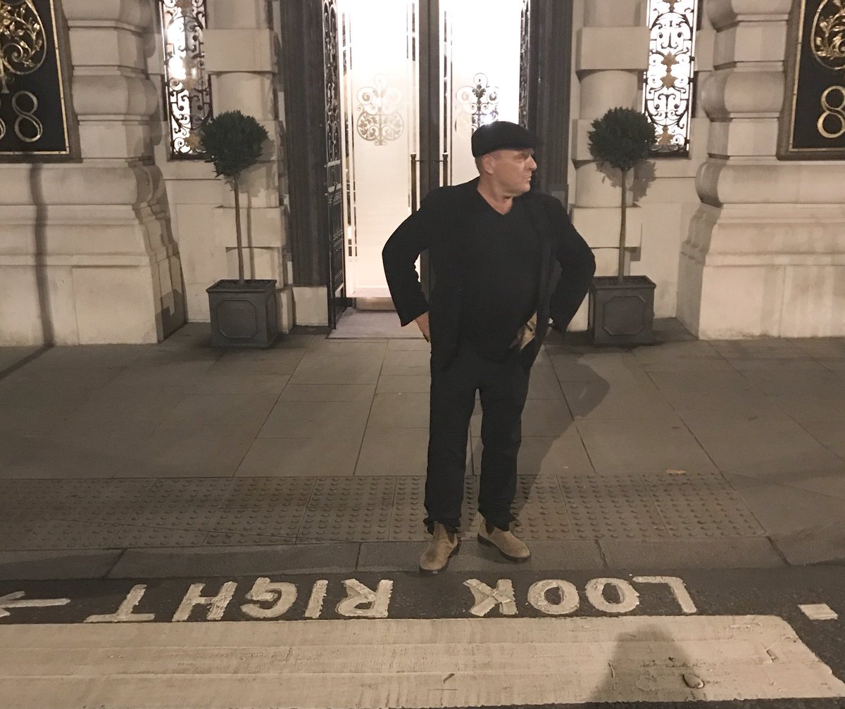 deanjnorris's tweet photo. Many thanks to the London left/right street direction painters. Saved my life multiple times. https://t.co/Wi4fzmJ8Uw