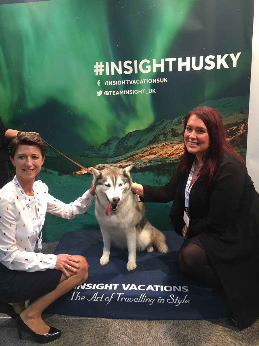 nattravelgirl's tweet photo. We just had the ultimate selfie #Atas_travel #insighthusky @TTNG_Commercial @TheTNG #toocute https://t.co/A1Vdg5pswi