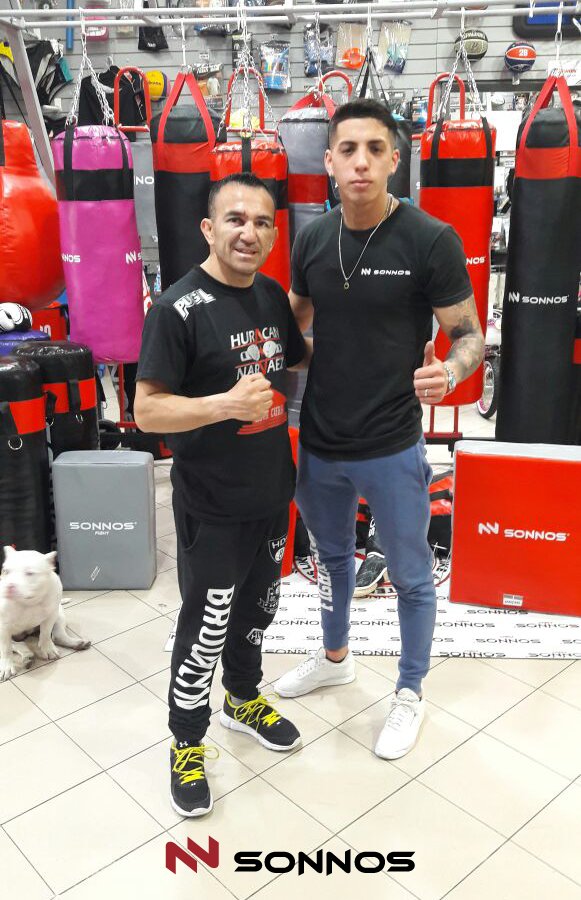 Sonnosok's tweet photo. ¡Gracias @OmarNarvaezBox por confiar en productos Sonnos! ¡Un genio! https://t.co/5DaXWnHqzW