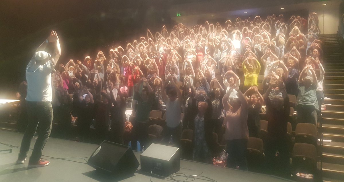 davidlmusic's tweet photo. #Manchester @YVconcerts teachers are looking and sounding awesome today!!! @YVFoundation @Craig_McLeish1 @UrbanStrides https://t.co/VmFwuxjEVU
