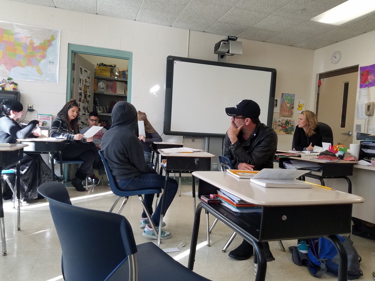 AstorServices's tweet photo. Yesterday, @HilarieBurton and @JDMorgan visited Astor to listen to some of the ghost stories our children wrote! Jeffrey will even be reading some of them at Ghost Stories 2 on Nov. 4th! We can't wait to see you there! https://t.co/afqR5wHBY6