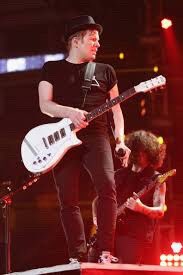 CarlIvhan's tweet photo. Patrick stump is the leader of Fall Out Boy band🎸🎸🎤🎼 https://t.co/VEbq2ZNQyf
