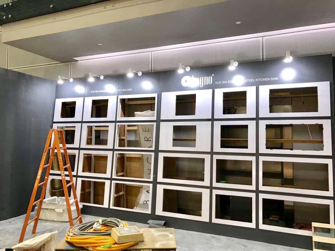 DsignBuild's tweet photo. #design #build #exhibition #tradeshow #consumershow #brainwavechannels #HomedecKL(Part1)2017 https://t.co/9DF1HHMK9F