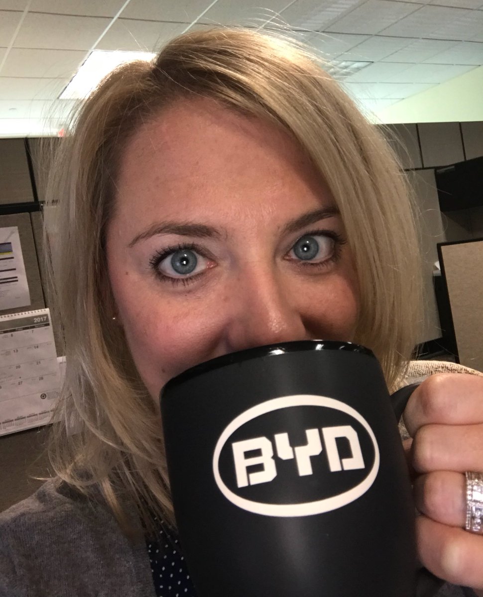 erins369's tweet photo. I get my day started with #BYD #moderngroup https://t.co/wpoHHEOmia