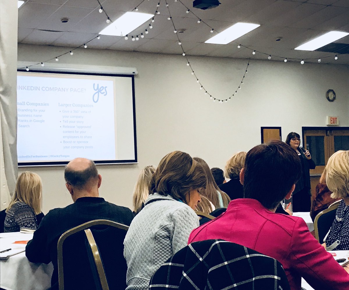 wimarketer's tweet photo. Does your company need a LinkedIn page? The answer is Yes! #SMBMad https://t.co/fUYeTN7D28