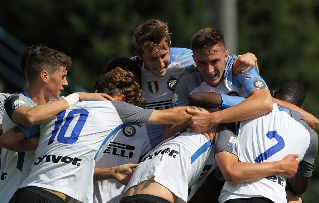 FansNerazzurri's tweet photo. FT : Dynamo 0-3 Inter (Agg 2-5)
⚽⚽ Pinamonti
⚽ Odgaard https://t.co/bYVHYiWvXG