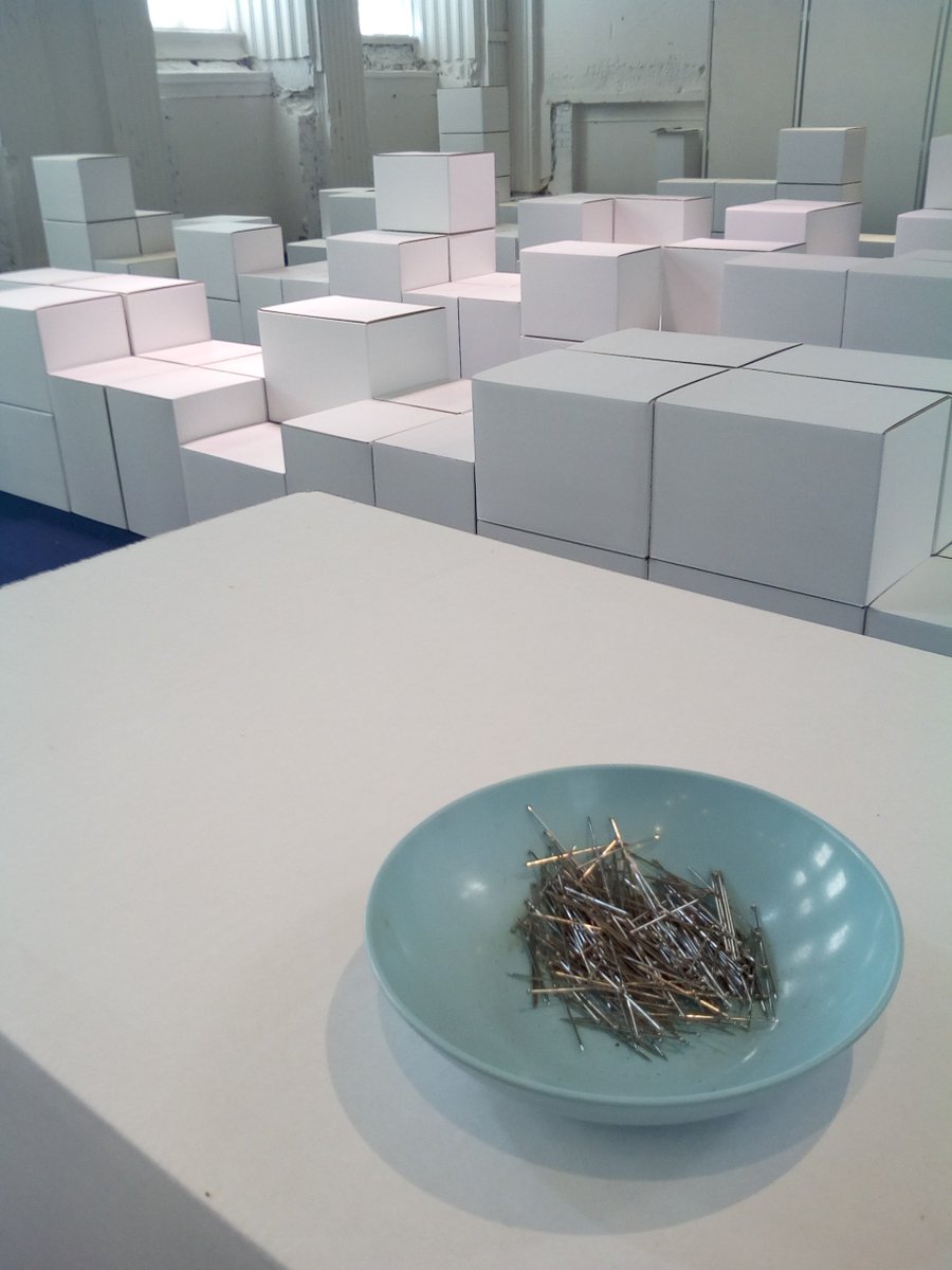 MuseumBernburg's tweet photo. In der kunsthalle bernburg mit dem Abbau der Ausstellung "ES iST AN DER ZEiT, Teil 7 - Die (göttliche) Kommödie" begonnen https://t.co/uTqF3NJ24t