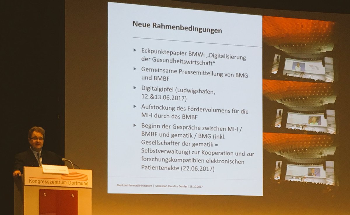 MirjamBauer's tweet photo. #DIT17 Semmler @seseberlin @TMF_eV Mit #Medizininformatik-Initiative in #digitale Zukunft: Konsortien siehe Karte, neue Rahmenbedingungen! https://t.co/1UvrfDe2fG