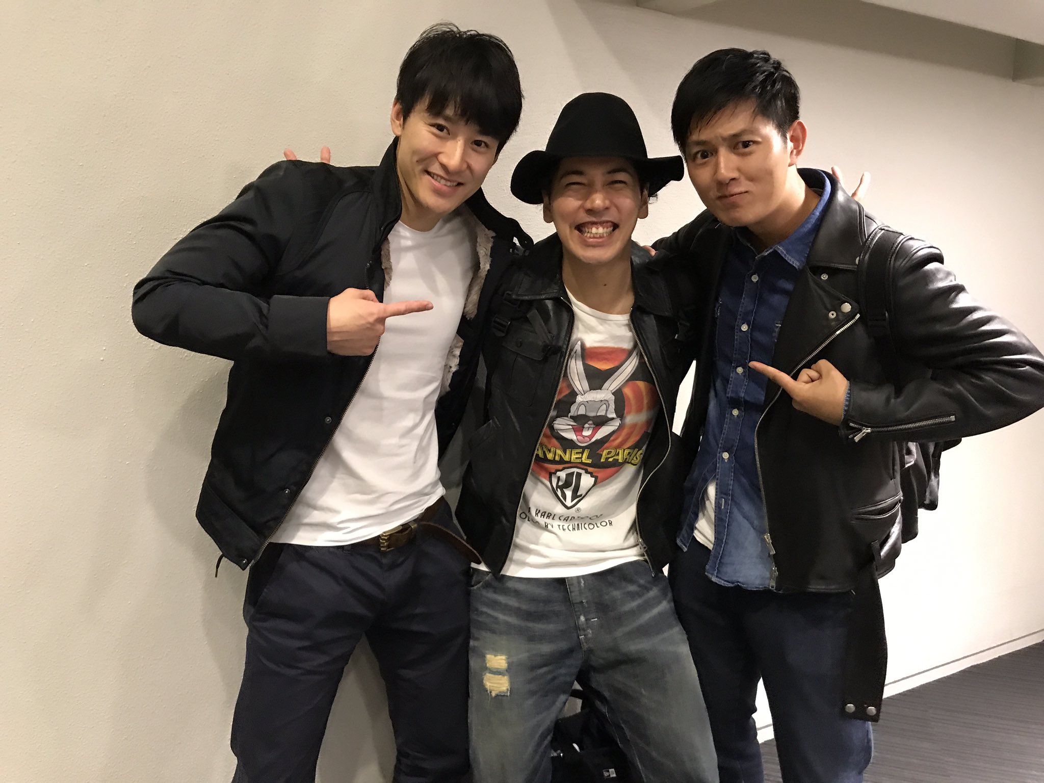 佐藤祐基 フィリップには2人のお兄ちゃんがいます ばーちょんも アスカも来てくれた 嬉しいなぁ オーファンズ 柳下大 馬場徹 工藤阿須加 細貝圭 佐藤祐基 フィリップには2人のお兄ちゃんがいます ばーちょんも アスカも来てくれた 嬉しいなぁ オーファンズ 柳下大 馬場徹 工藤阿須加 細貝圭