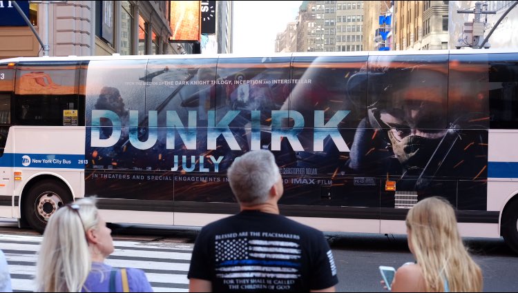 OUTFRONTMEDIAUS's tweet image. 🚌 🤴 #BillboardonWheels #OOH