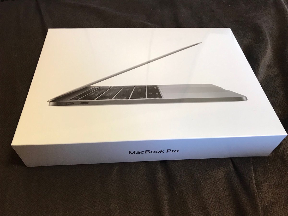 5Qopc's tweet photo. MacBook Proプレゼント！！！
応募方法：RT＆フォロー
締め切り：10/25
当選者はDMで連絡します
#プレゼント企画 https://t.co/sAedO8eGnZ