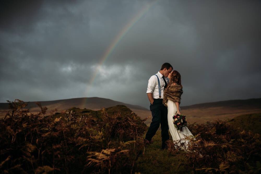 johnnypittman's tweet photo. Congratulations to Mr and Mrs Jordan and Madison Bales (Pittman)!  #ProudDad #IHearWeddingBales #Elope2Scotland https://t.co/1x8CPoezaV