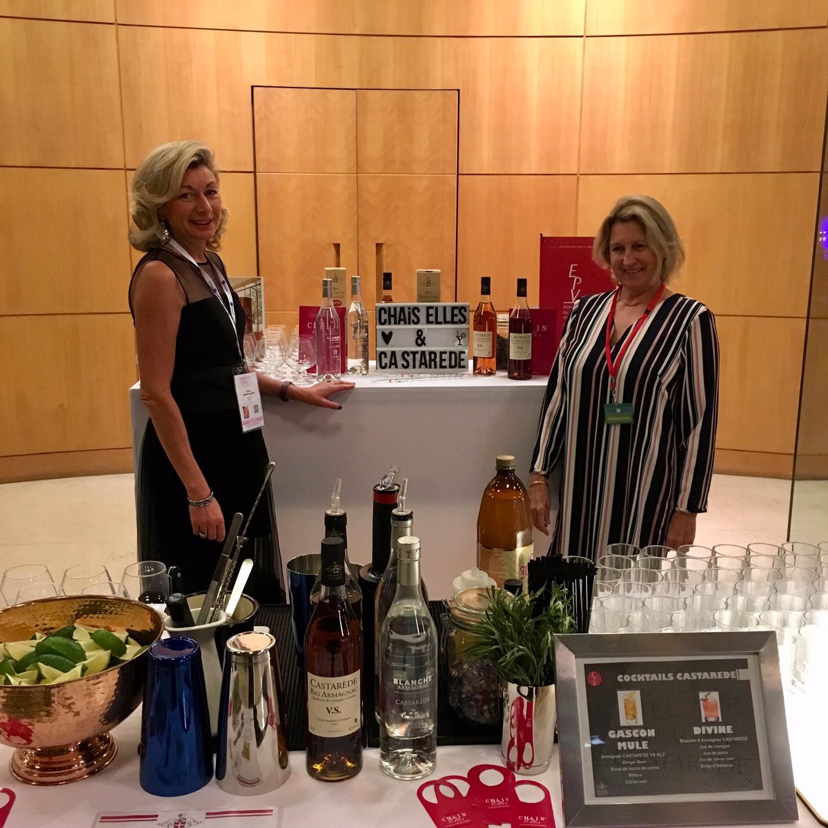 ArmagnacNews's tweet photo. Florence #castarede et ses #armagnacs au Women's forum. https://t.co/gOi3GkZojE #spirit #brandy #gers #landes #occitanie #nouvelleaquitaine https://t.co/SqbECMq5KO
