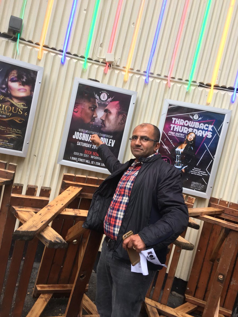 NaHancox's tweet image. #impulsehunt2017 team pal and a celeb