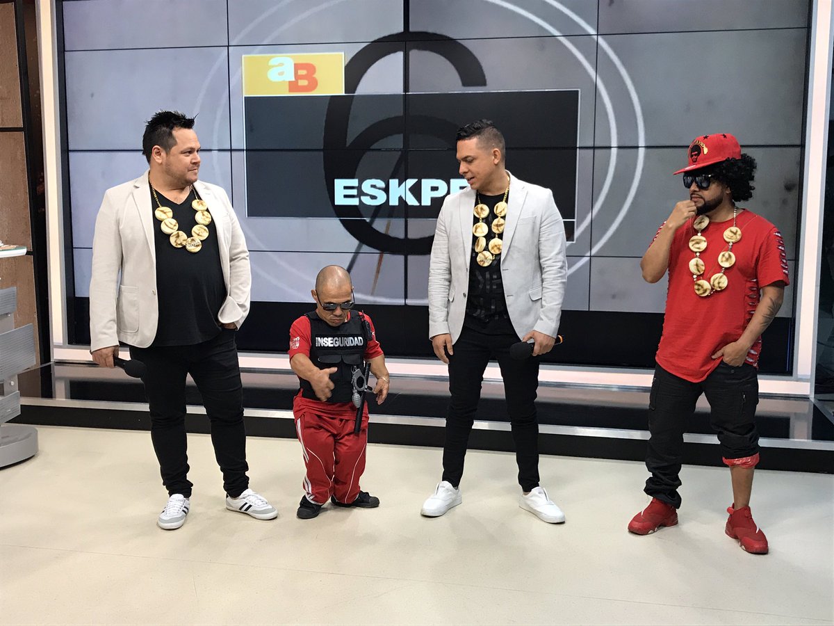 kokoykoronel's tweet photo. En min al aire por @Citytv arriba Bogotá con #yurleidy conectados ya #tocapues https://t.co/u2mhQLAp1V