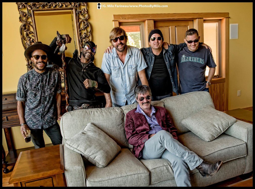 Sweet write up by Kirby Farineau on The Jamwich. Go behind the scenes with Larry Keel...Larry Keel Explosion, The … ift.tt/2gOCG7s