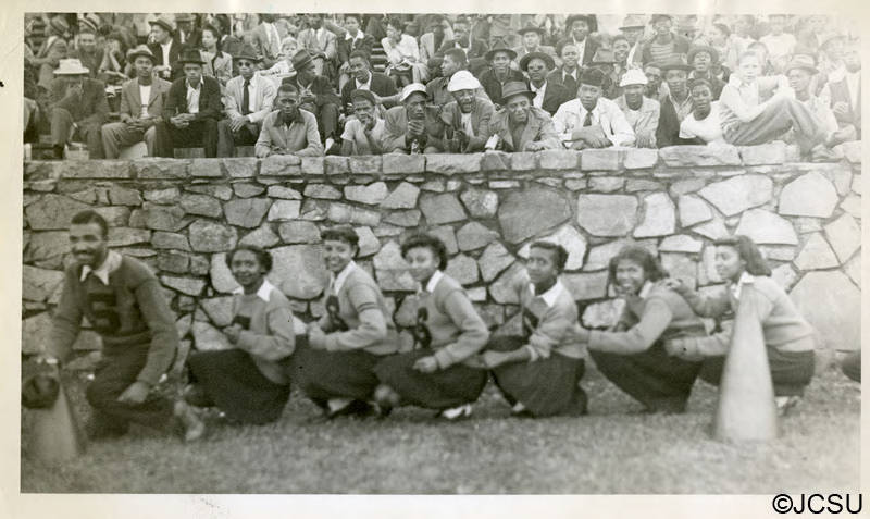 JCSUSports's tweet photo. #WaybackWednesday looks back at the JCSU Cheerleading team at the 1945 homecoming game! #jcsuhc17 #Stampede https://t.co/XQtyxpMgQO
