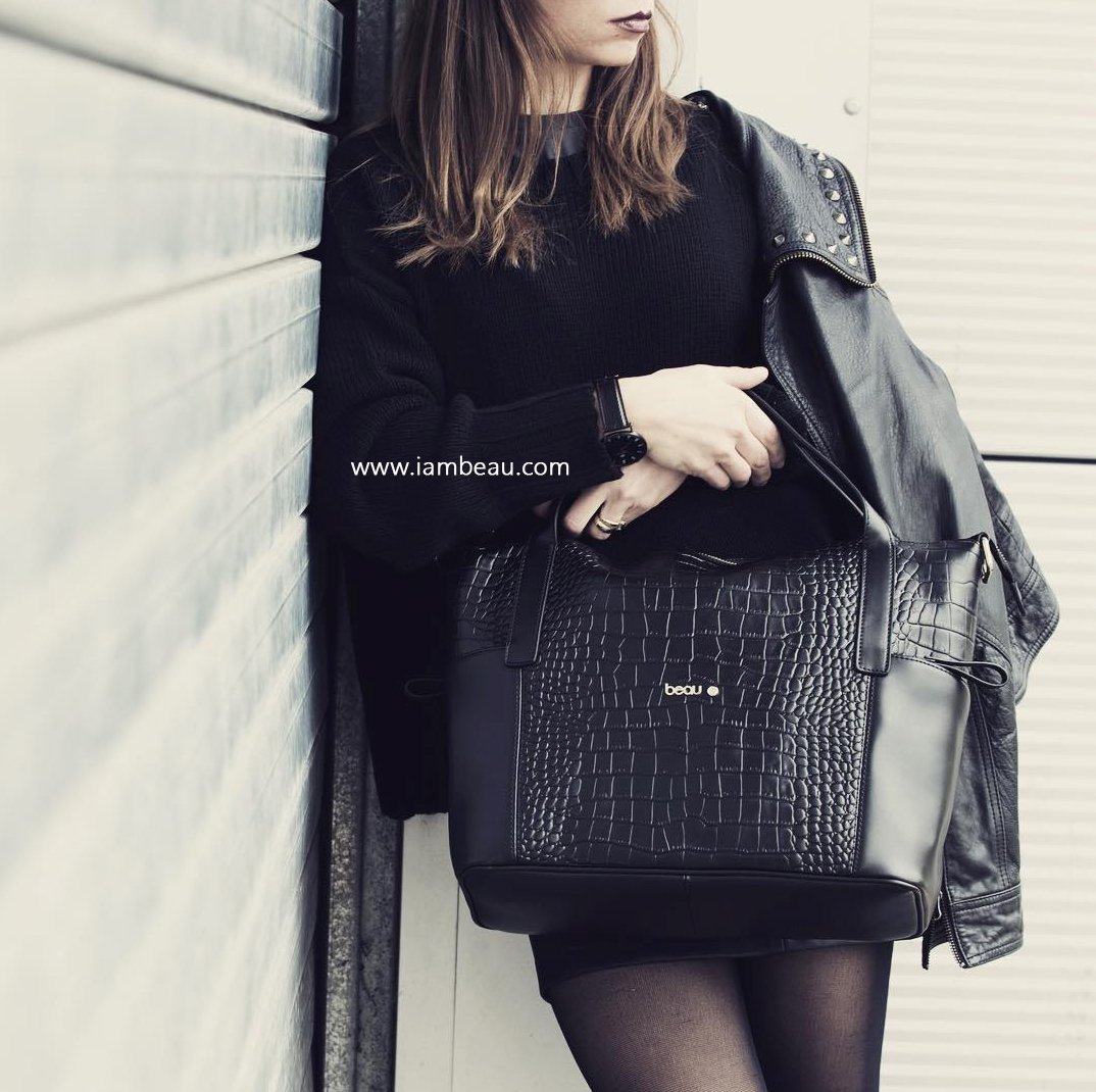 _iambeau's tweet photo. Love this #changingbag #diaperbag #pregnancy #pbloggers #maternity #mumgoals #dresslikeamum https://t.co/nAedJpRGZA https://t.co/GiLxhTRL5A
