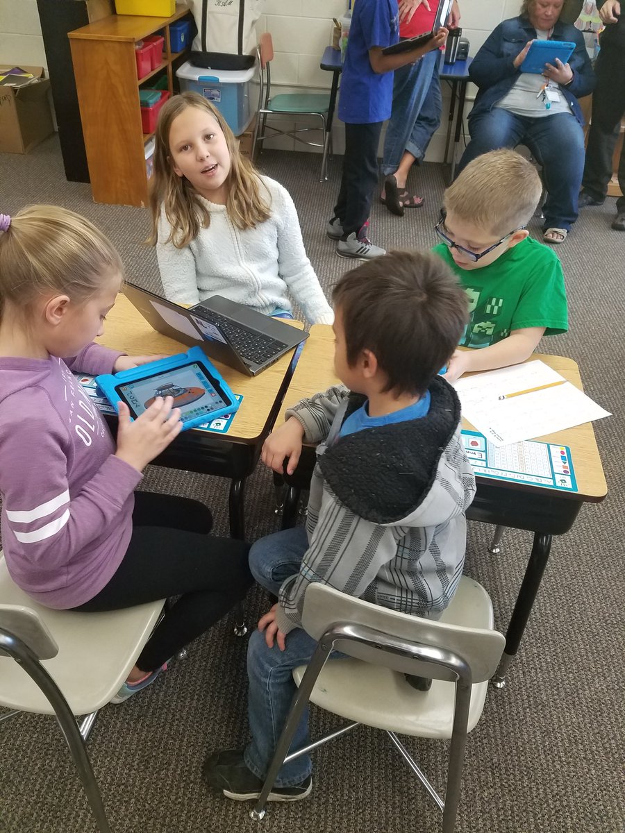 talamantesmrs's tweet photo. Sharing our @scratch projects with our 1st grade buddies. #ALASconnectED https://t.co/XkHtlkBho4