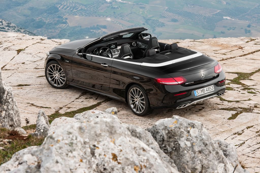 MercedesAMG's tweet photo. The Mercedes-AMG C 43 Cabriolet is the perfect excuse to get lost. 

[Csn: 8.4-8.3 l/100km | CO2: 194-190 g/km] https://t.co/cgsQ9DAX2Z