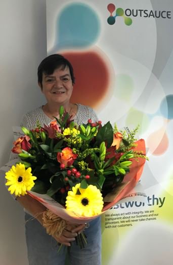 giant_group's tweet photo. A big thank you to @Jobs_with_Norse for making Jackies day with these beautiful flowers! #AmazingClients #AmazingCreditControl #Recruitment https://t.co/48cjrILEwr