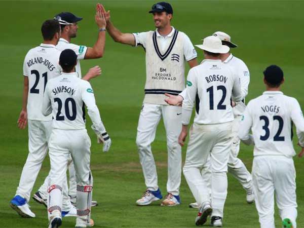 SportRadioME's tweet photo. #Middlesex relegation confirmed after slow over-rate appeal fails
#cricket https://t.co/3IyhPuEecl https://t.co/Ccym87iEkC