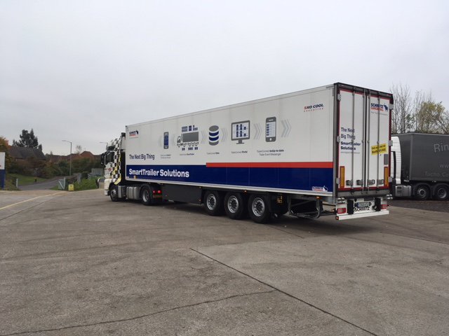 RingRoadGarage1's tweet photo. Ring Road are taking this shiny @CargobullUK trailer to @HallWhittlebury for tomorrow's celebrations of #Cargobull125 🎉😄 #schmitz #celebrate https://t.co/8wQrsDzpb8