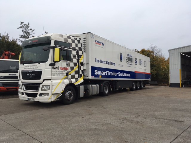 RingRoadGarage1's tweet photo. Ring Road are taking this shiny @CargobullUK trailer to @HallWhittlebury for tomorrow's celebrations of #Cargobull125 🎉😄 #schmitz #celebrate https://t.co/8wQrsDzpb8